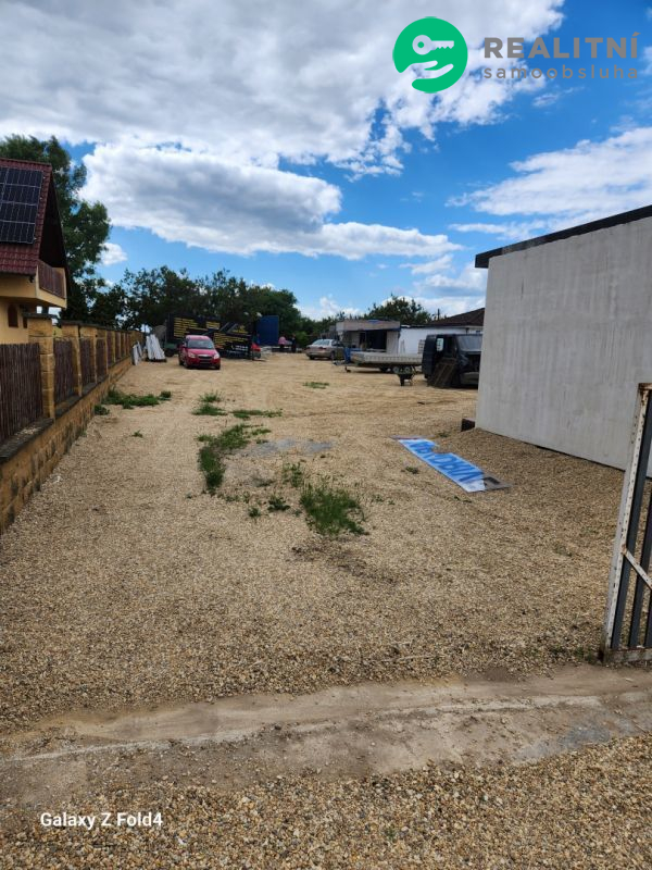 Prodej rezidenčního areálu 2 670 m² 