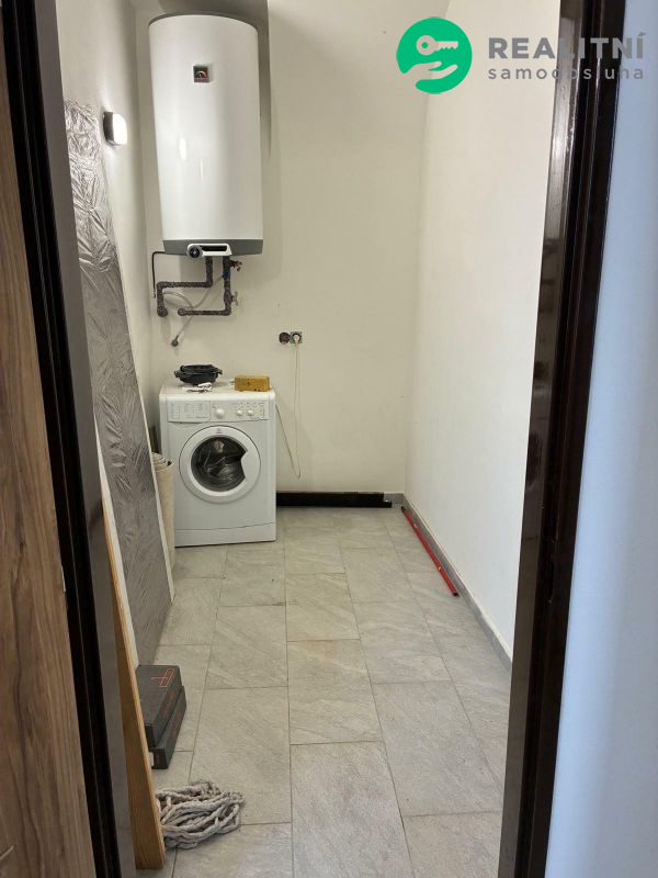 Byt 2+1, 90m2, Svrkyně, Praha západ