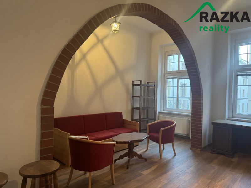 Prodej bytu 2+1(83m2), Karlovy Vary, ul. T.G.M.