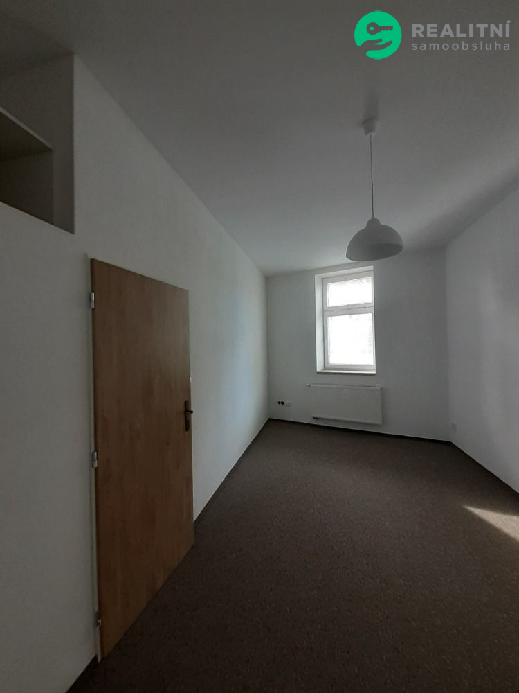 byt 1+1 40 m 2 Trhové Sviny centrum