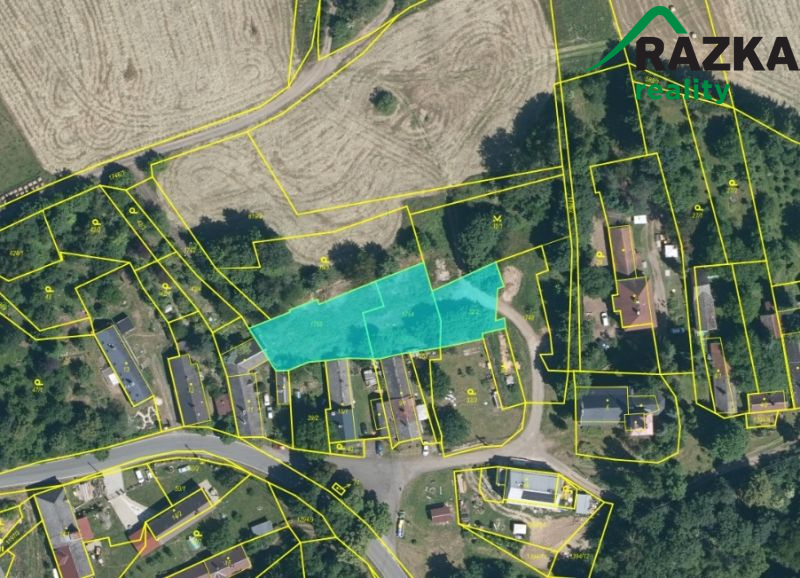 Pozemek pro výstavbu RD Domaslav - Konstantinolázeňsko