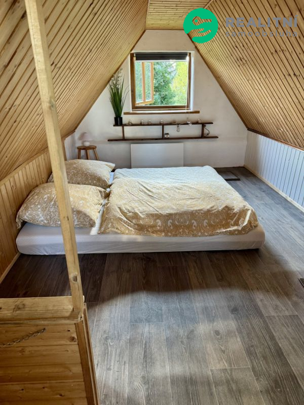 Pozemek s třemi chatami v OV - Varnsdorf