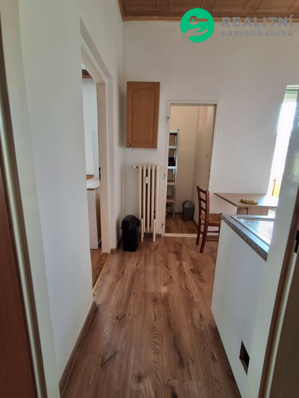 Byt Karla Čapka 1270 