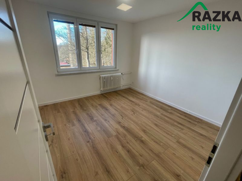 Prodej bytu 2+1 , 52 m2 Aš