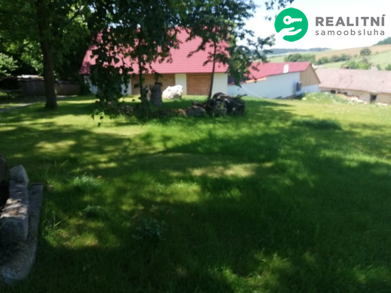 Stavební pozemek v okolí Klatov cca 950 m2