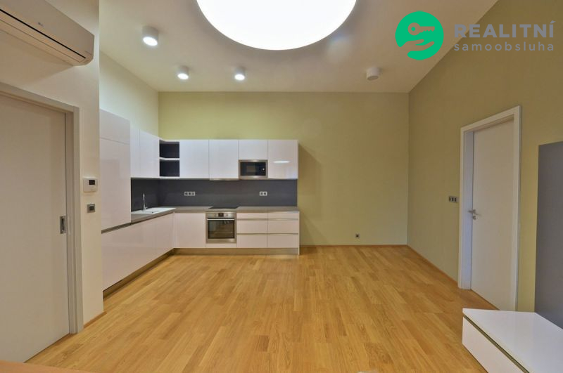Byt 2+kk, 59 m² Husova 594/6, Brno