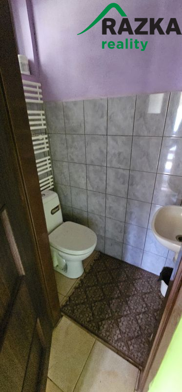 Prodej 1/2 chaty v  obci Kořen, okr. Tachov