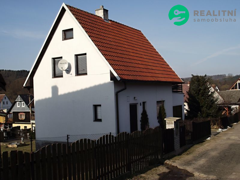 Chaty s garáží na pozemku 361 m2, Úštěk - Tetčiněves