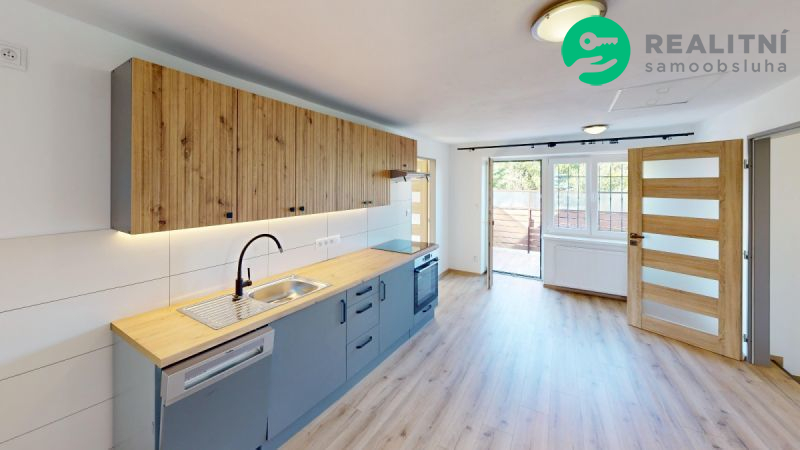 Komfortní a vzdušný byt 3+1 s terasou, 118 m2