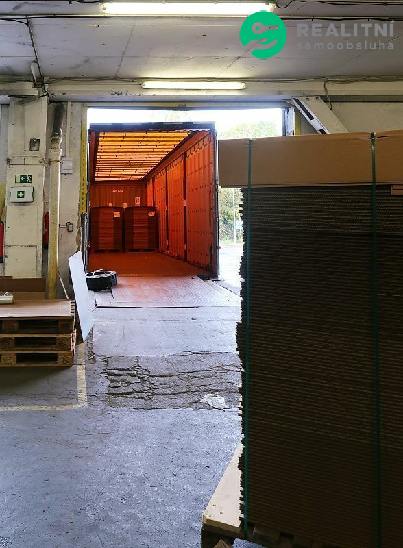 Skladování až 400 Euro palet, poblíž ÚVAL u Prahy