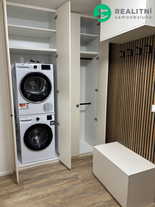 Pronájem bytu 2+kk 57 m&sup2; Loudova, Olomouc - Povel