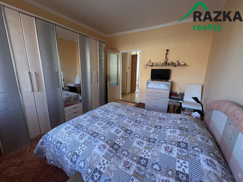 Prodej bytu 2+1  s balkonem v ulici 1. máje - Tachov