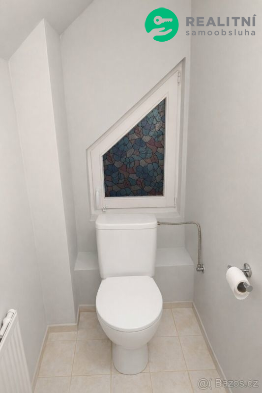 Prodej prostorného bytu 3+1, 133 m&sup2; se zahrad