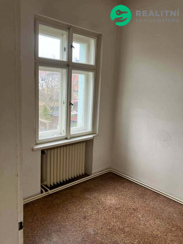 Pronájem prostorného (91 m&sup2;) bytu 3+1 v centru Litoměřic