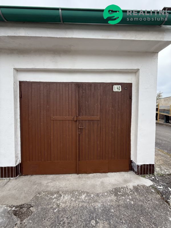 Zděná garáž 19 m² v Litvínově – suchá, udržovaná, připravena k využití