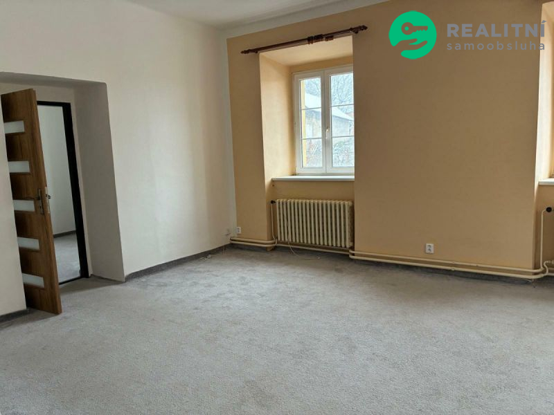 Byt 2+1, 90m2, Svrkyně, Praha západ