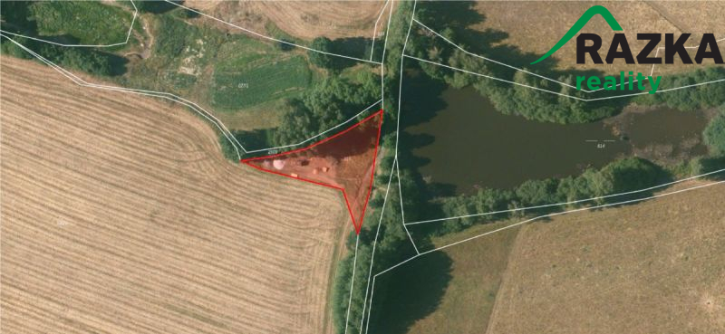 Pozemek (1427 m2) v kú. Bor u Tachova, okr. Tachov