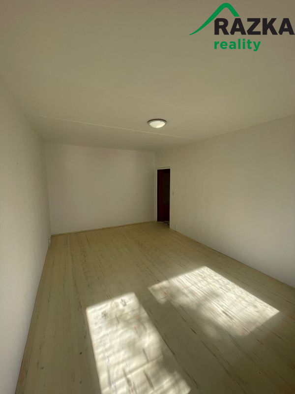 Pronájem bytu 2+1(64m2), Chodová Planá
