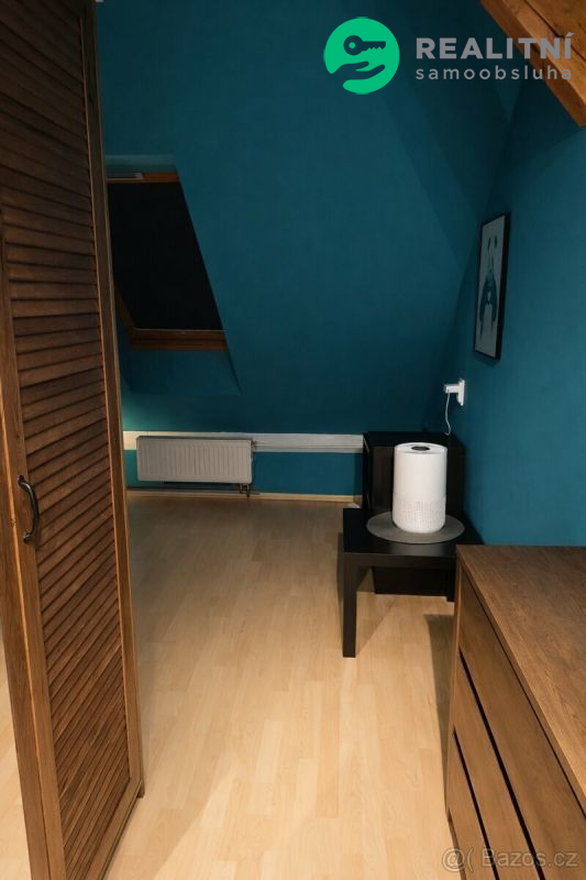 Prodej prostorného bytu 3+1, 133 m&sup2; se zahrad