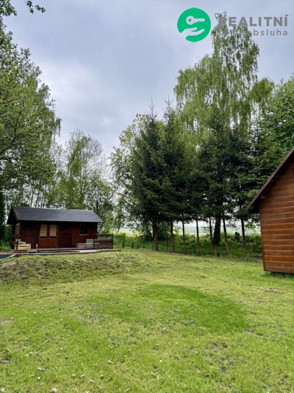 Pozemek s třemi chatami v OV - Varnsdorf