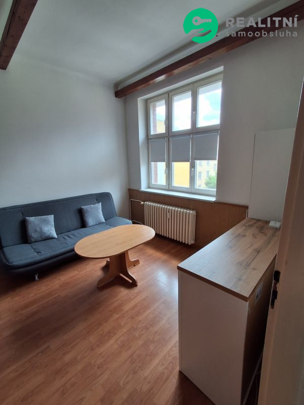 Byt Karla Čapka 1270 