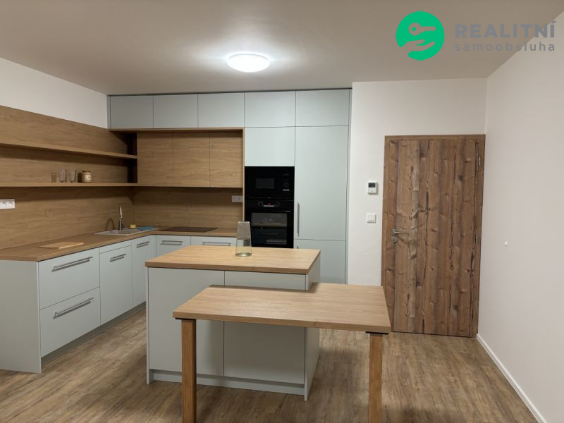 Pronájem bytu 2+kk 57 m&sup2; Loudova, Olomouc - Povel
