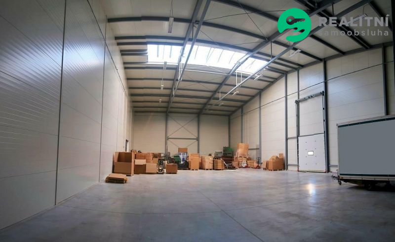 Nájem skladu, plocha 732 m2, pro TIR, u exitu D5 Ž