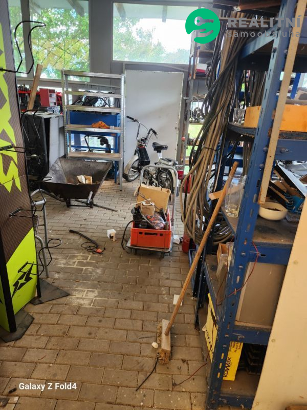 Prodej rezidenčního areálu 2 670 m² 
