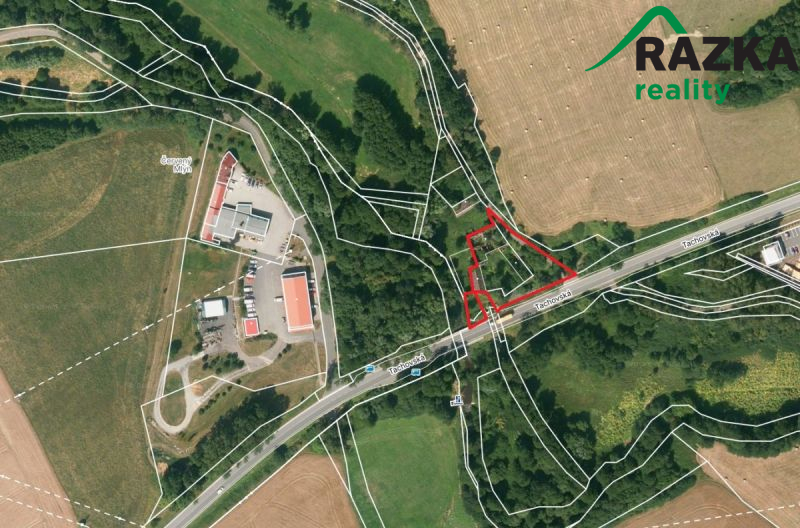 Prodej stavebních pozemků (2371 m2)  kú Planá u Ma