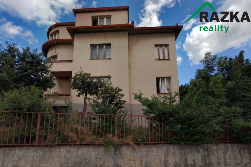 Podíl 1/8 na bytovém domě ve Strašnicích, Praha