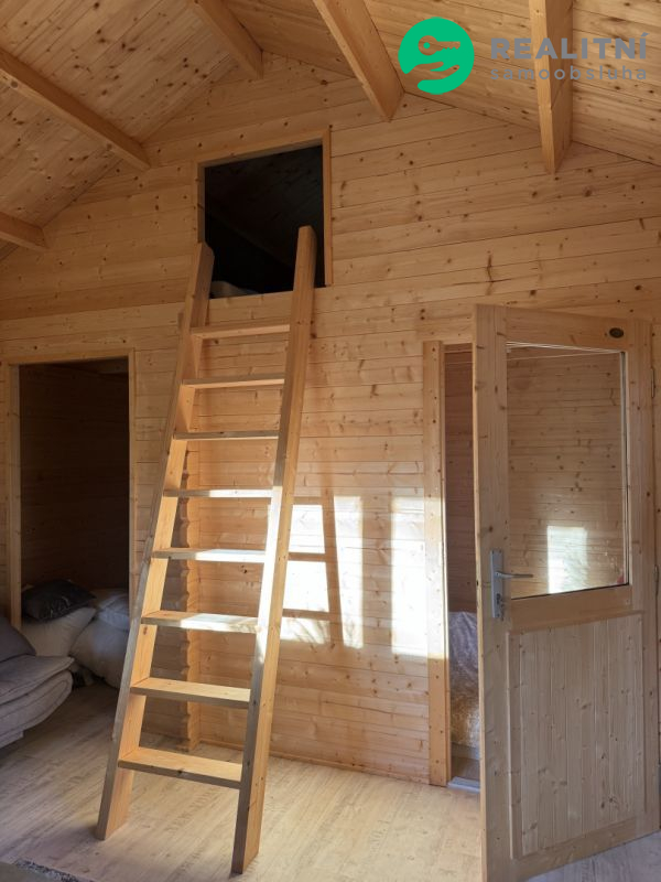 Pozemek s třemi chatami v OV - Varnsdorf