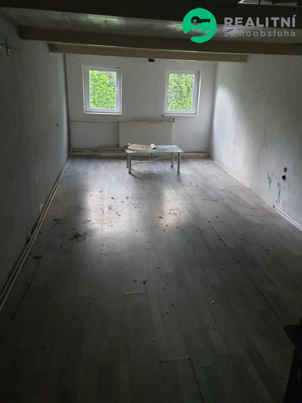 Dům či dva apartmány Desná