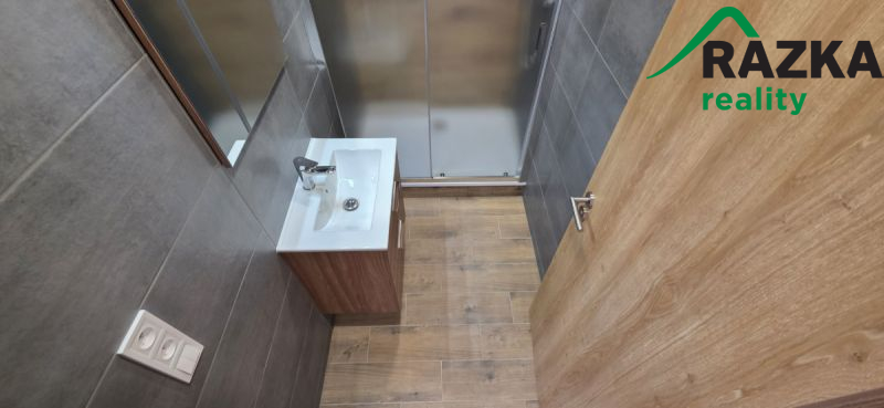 Byt 3+1 s lodžií (60 m2) Planá, ul. Fučíkova