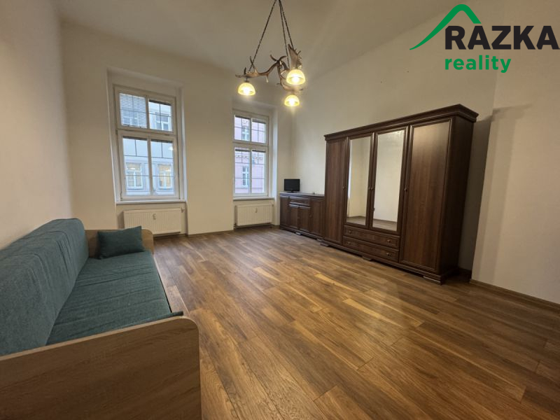 Prodej bytu 2+1(83m2), Karlovy Vary, ul. T.G.M.