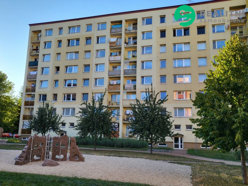 PRONÁJEM BYTU 2+1 V CENTRÁLNÍ LOKALITĚ NOVÉHO JIČÍNA