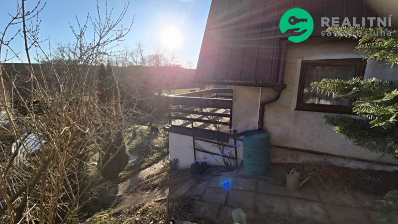 Zděná chata s krbem, studnou, Moravská Třebová