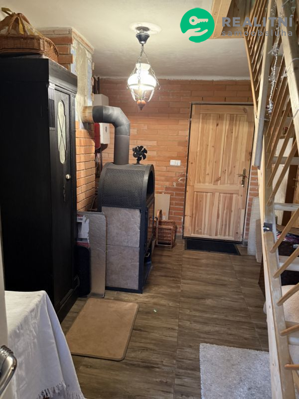 Prodej krásné roubené chalupy v obci Běchary