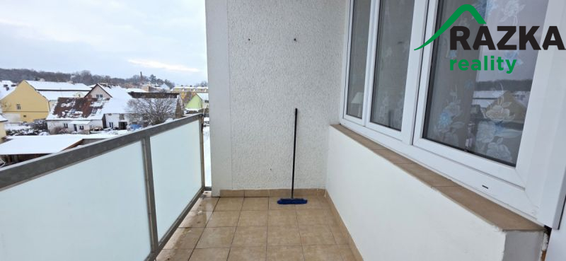 Byt 2+1 s lodžií (64 m2) Chodová Planá, Sídliště Lučina