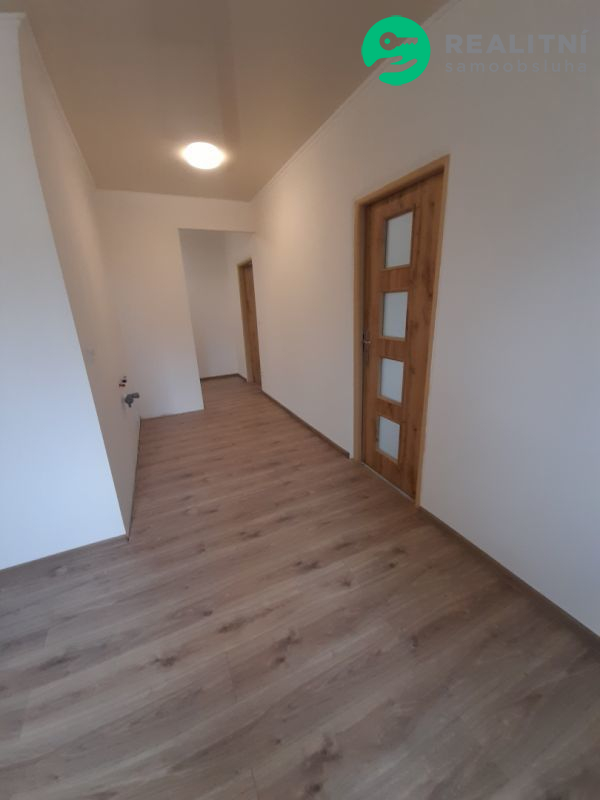Prodám 3+1 v Nové Roli u Karlových Var