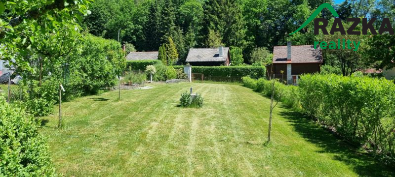 Prodej zahrady s chatou a pergolou - Tachov