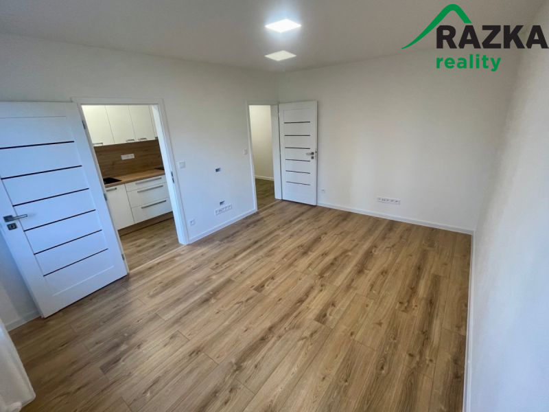 Prodej bytu 2+1 , 52 m2 Aš