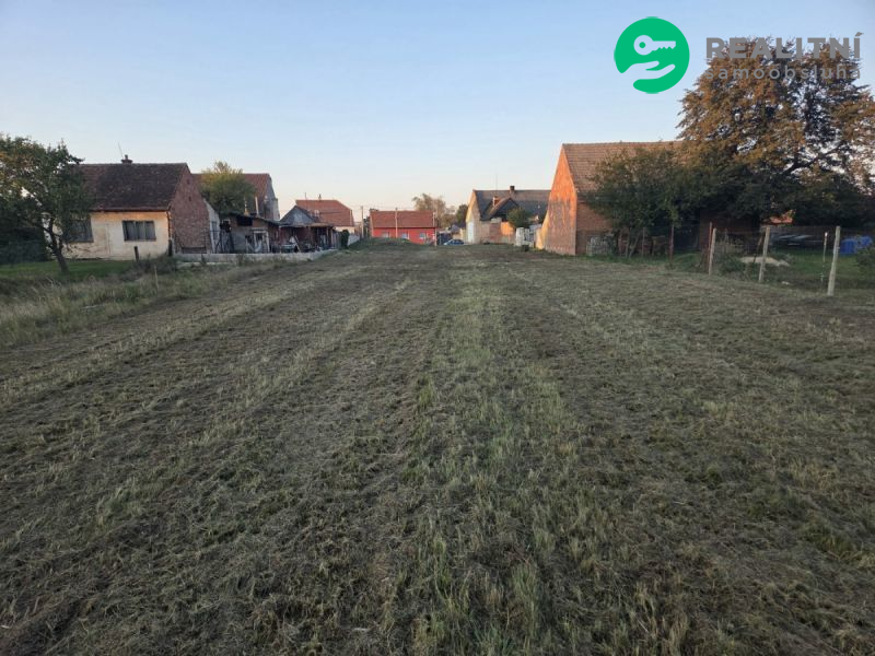 Stavební pozemek Vracov 1.794m2
