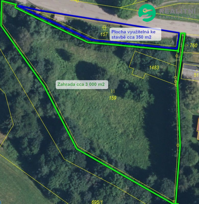 Rovinatá stavební parcela cca 350 m2 s rozlehlou zahradou