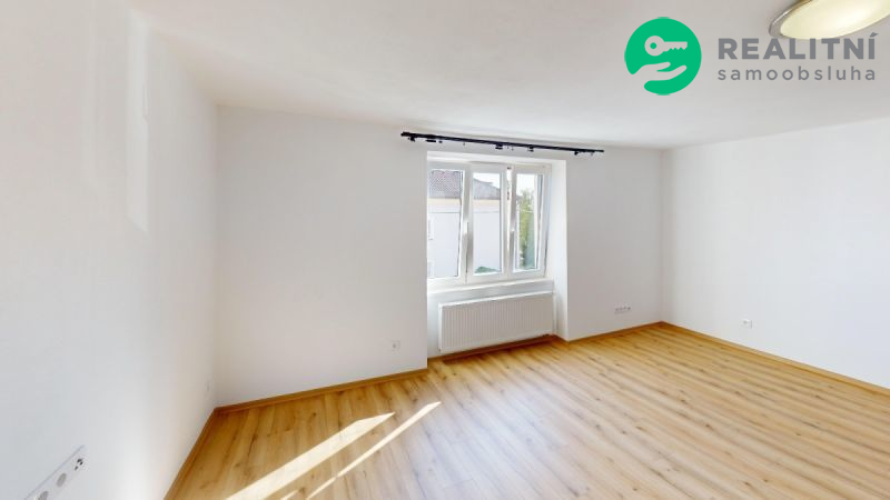 Komfortní a vzdušný byt 3+1 s terasou, 118 m2