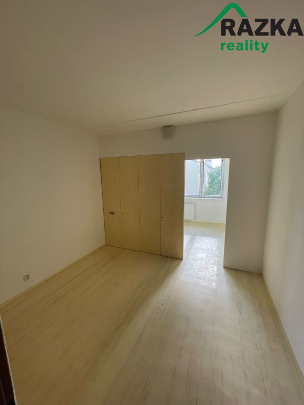 Pronájem bytu 2+1(64m2), Chodová Planá
