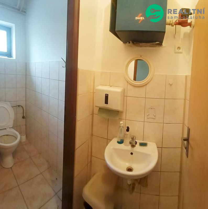 Nájem prostor skladů, výroby, Netvořice (okr. Bene