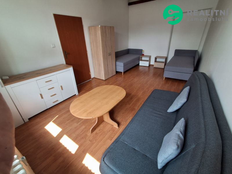 Byt Karla Čapka 1270 