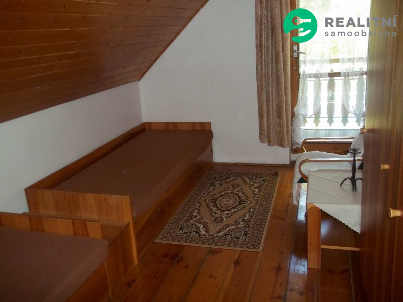 chata u přehradní nádrže Trnávka