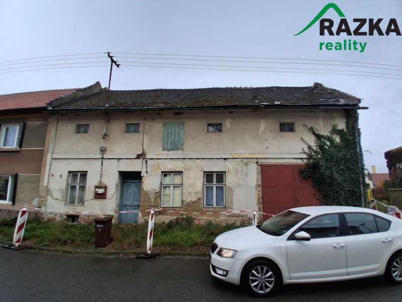 Prodej pozemku Kroměříž - kú. Trávník