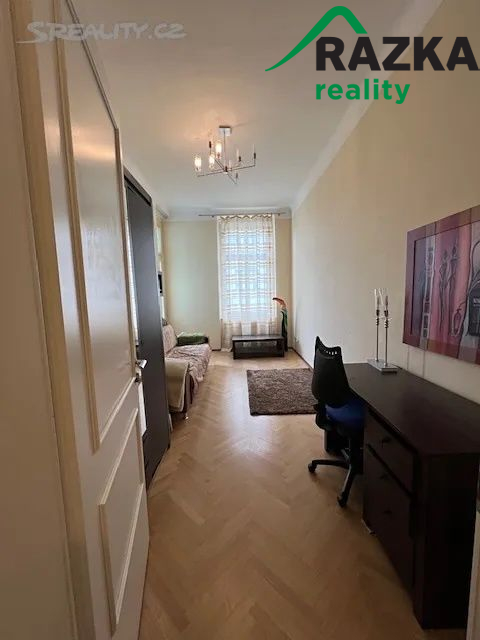 Prodej bytu 3+1, 137m2, Karlovy Vary, ul. Krále Jiřího